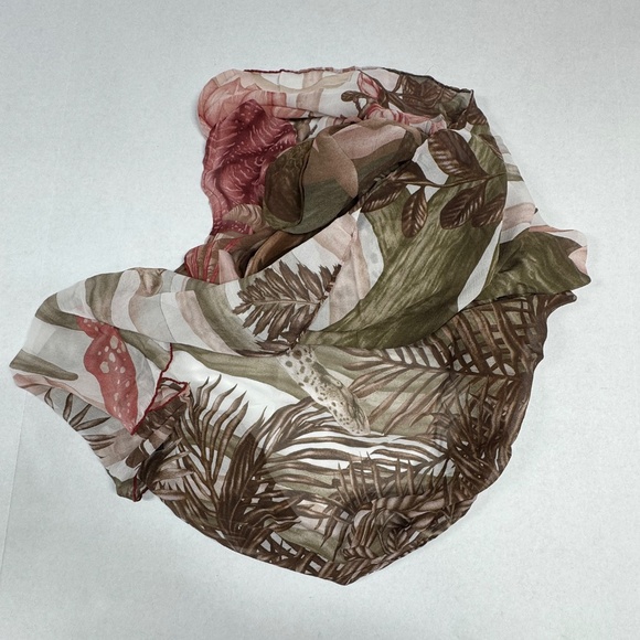 Jim Thompson Luxury Floral Print Silk Square Scarf - Size 44" x 44" -NEW in Bag. - Picture 11 of 15